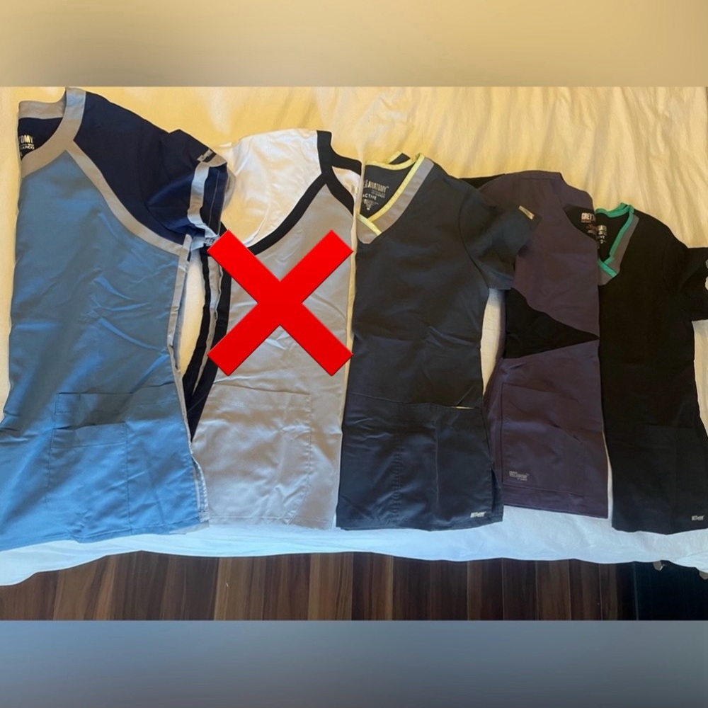 Greys Anatomy Scrub Tops (5)